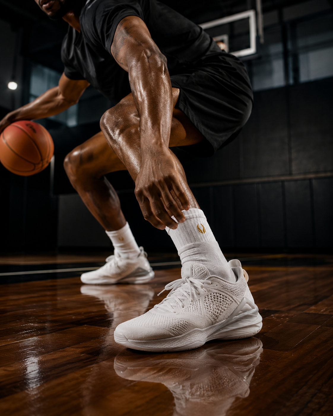Basketball athlete in HOOF performance crew socks on court